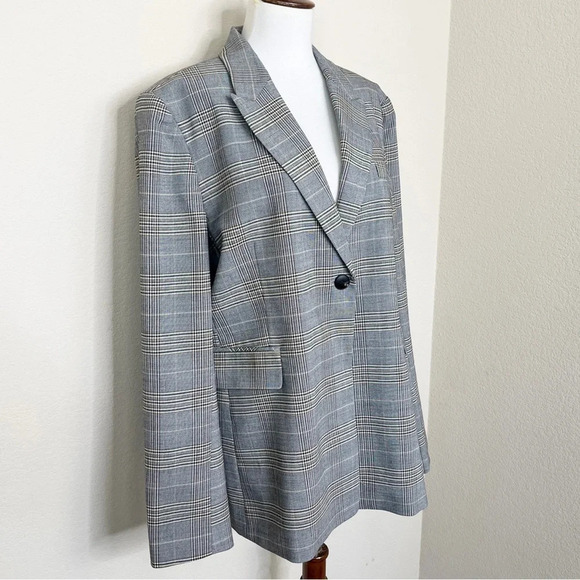 Lewit Gray Plaid Wool Blend Blazer - Picture 4 of 11
